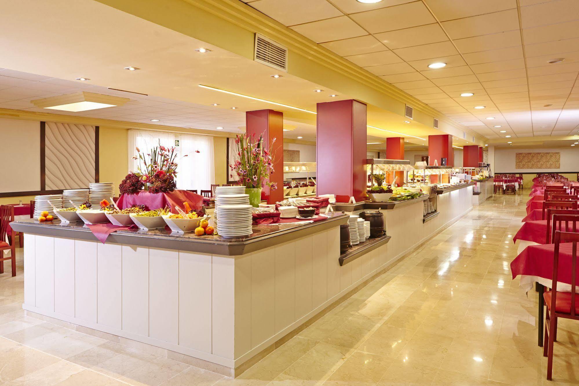 ホテル Sahara Nubia Gobi Ses Cadenes エクステリア 写真 Buffet